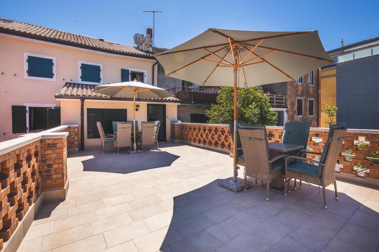Vinea Apartmani Umag, Ulica G Garibaldia 2 ภายนอก รูปภาพ
