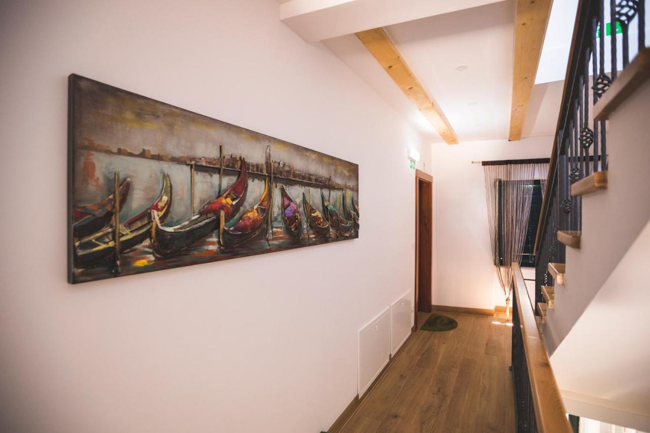 Vinea Apartmani Umag, Ulica G Garibaldia 2 ภายนอก รูปภาพ