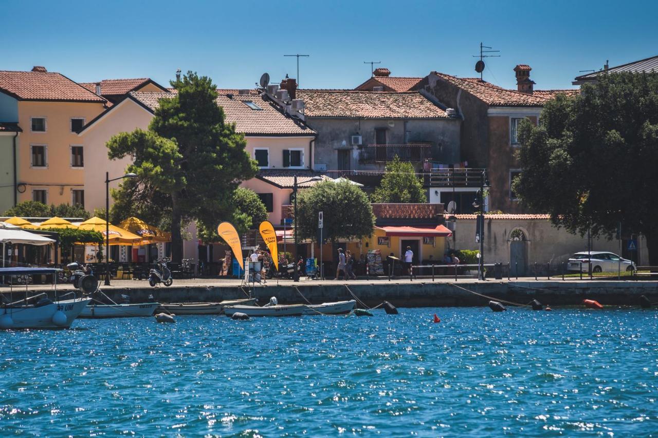Vinea Apartmani Umag, Ulica G Garibaldia 2 ภายนอก รูปภาพ