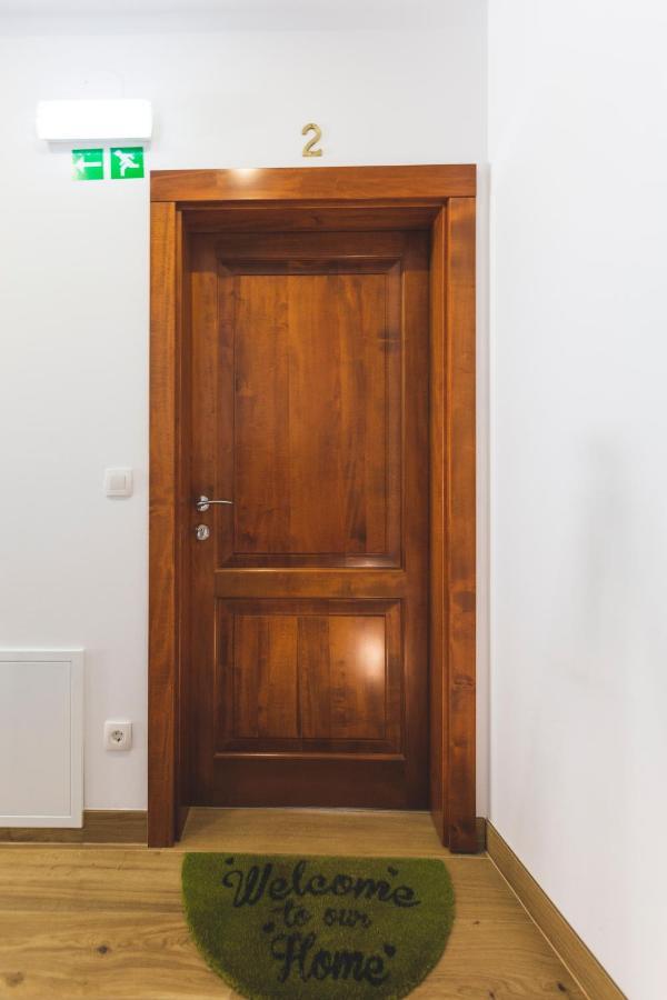 Vinea Apartmani Umag, Ulica G Garibaldia 2 ภายนอก รูปภาพ